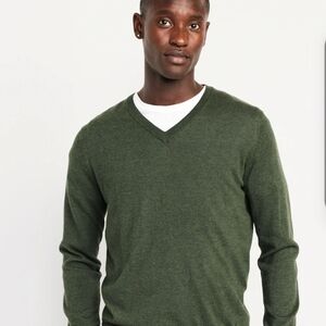 Men's Green V-Neck Sweater